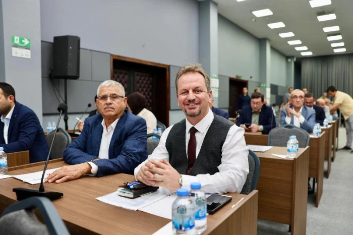 Başkan Önge, Gülnar’ın Sorunlarını Büyükşehir Meclisinde Dile Getirdi