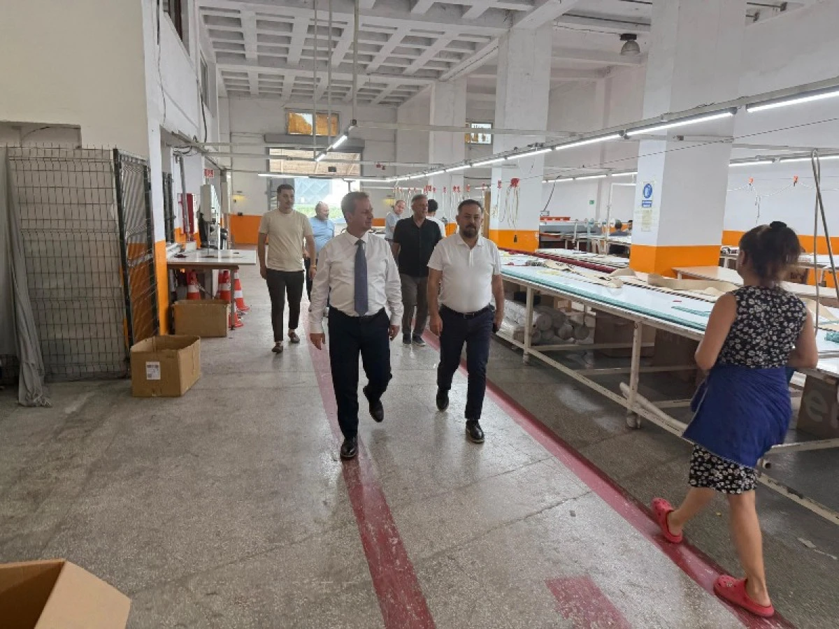 Başkan Önge'den Efor İçel Tekstil'e Ziyaret