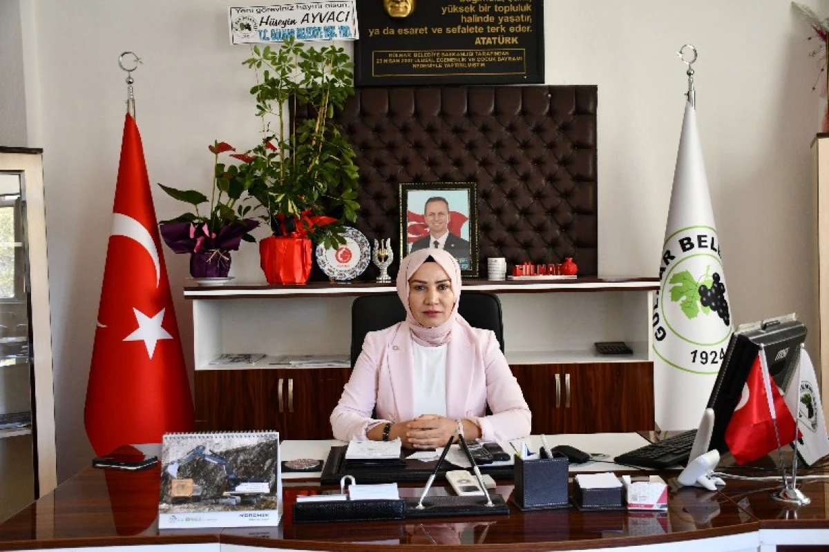 Başkan Yardımcısı Özer Görevine Başladı