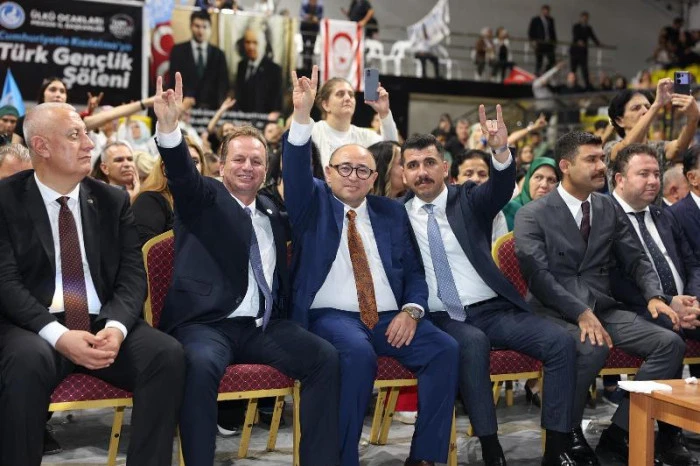 Gülnar Belediye Başkanı Fatih Önge, Ülkü Ocakları Türk Gençlik Şöleni'ne Katıldı