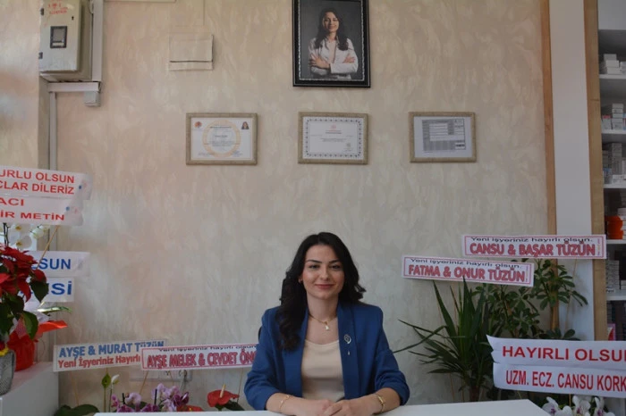 Gülnar'da Büşra Eczanesi Dualarla Açıldı