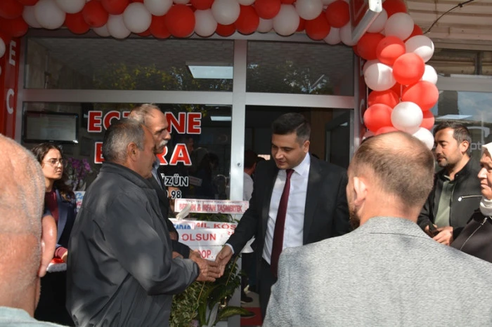 Gülnar'da Büşra Eczanesi Dualarla Açıldı