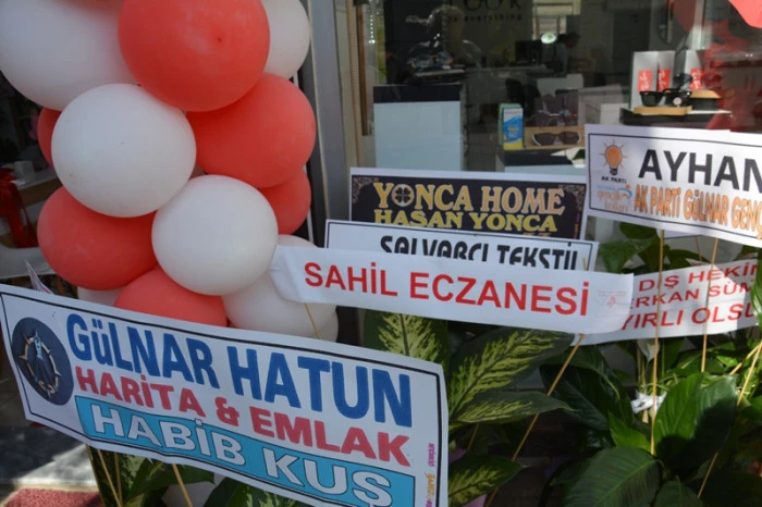 Gülnar'da Büşra Eczanesi Dualarla Açıldı