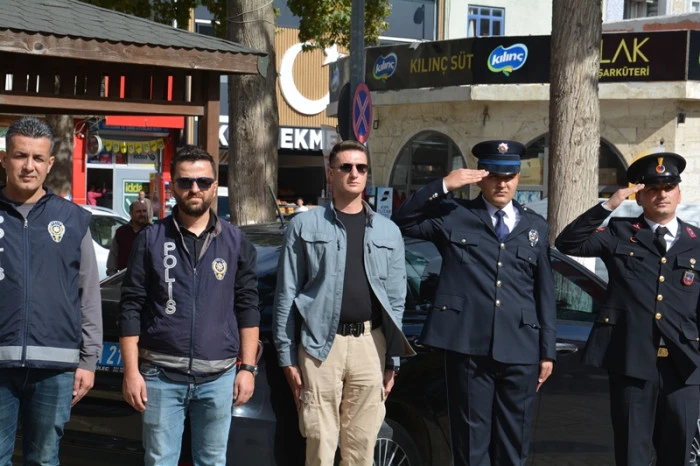 Çelenk Koyma Töreni Gerçekleşti