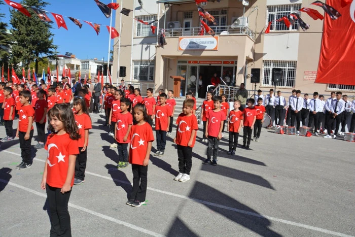 29 Ekim Cumhuriyet Bayramı Coşkuyla Kutlandı