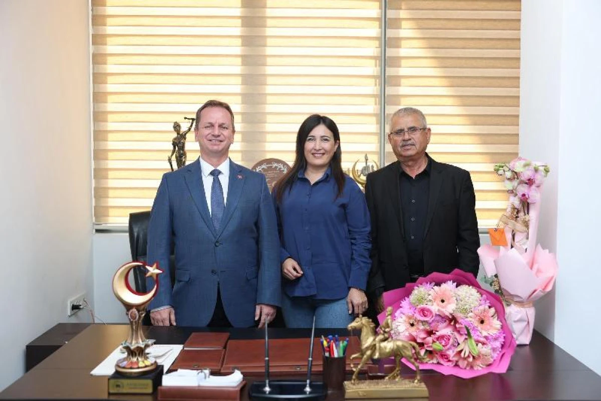 Gülnar Belediye Başkanı Fatih Önge, MHP Kaçep Mersin İl Başkanı Aslı Könte Öz'ü Ziyaret Etti