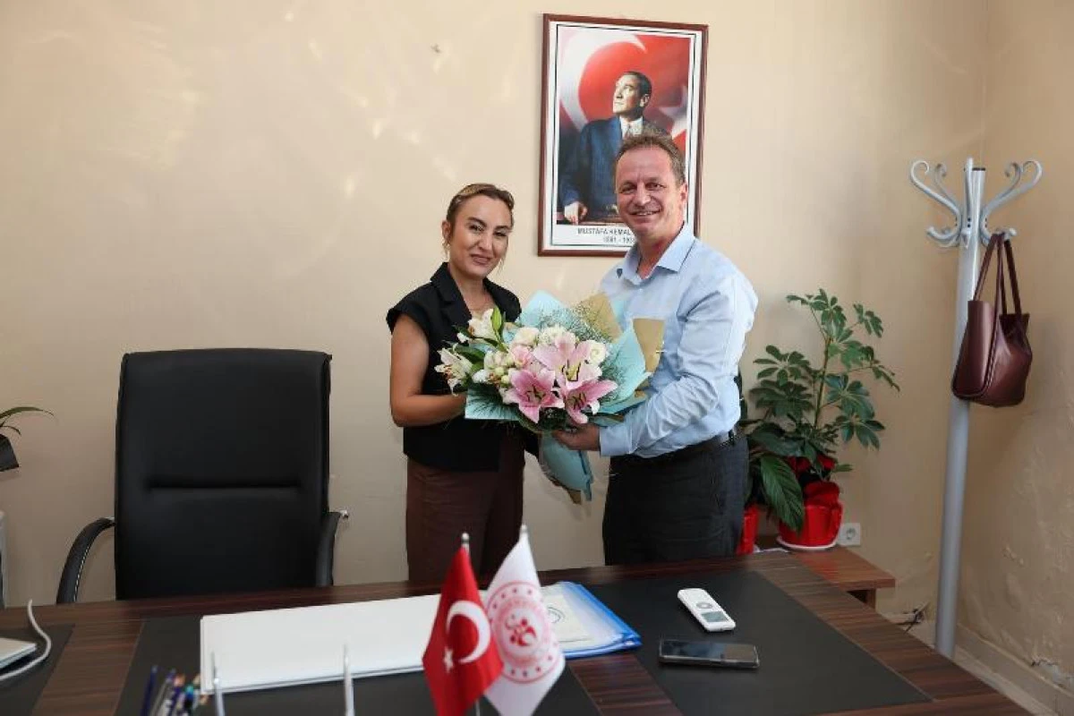 G&uuml;lnar Belediye Başkanı Fatih &Ouml;nge&rsquo;den Yeni Gen&ccedil;lik Ve Spor M&uuml;d&uuml;r&uuml; Hatice &Ccedil;elik&rsquo;e Ziyaret