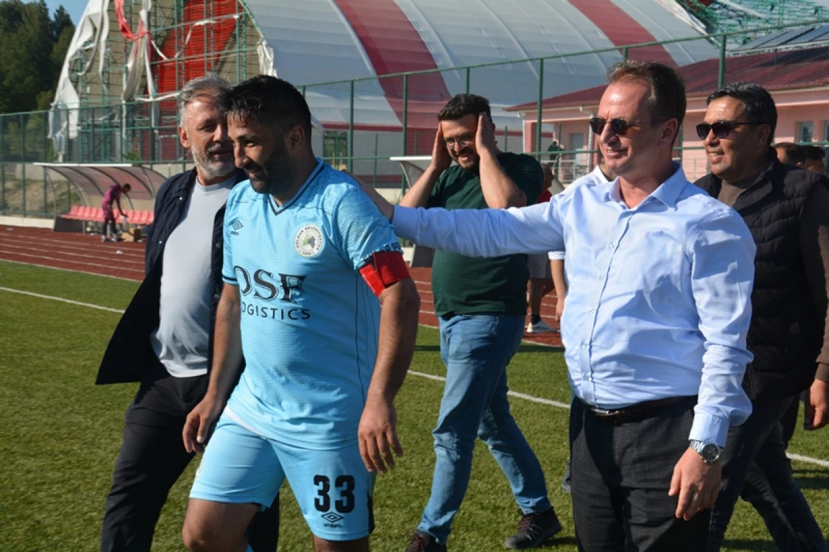 G&uuml;lnar Belediye Spor, Kendi Evinde Mezitli Tece Spor&rsquo;u 2-0 ile Ge&ccedil;ti!