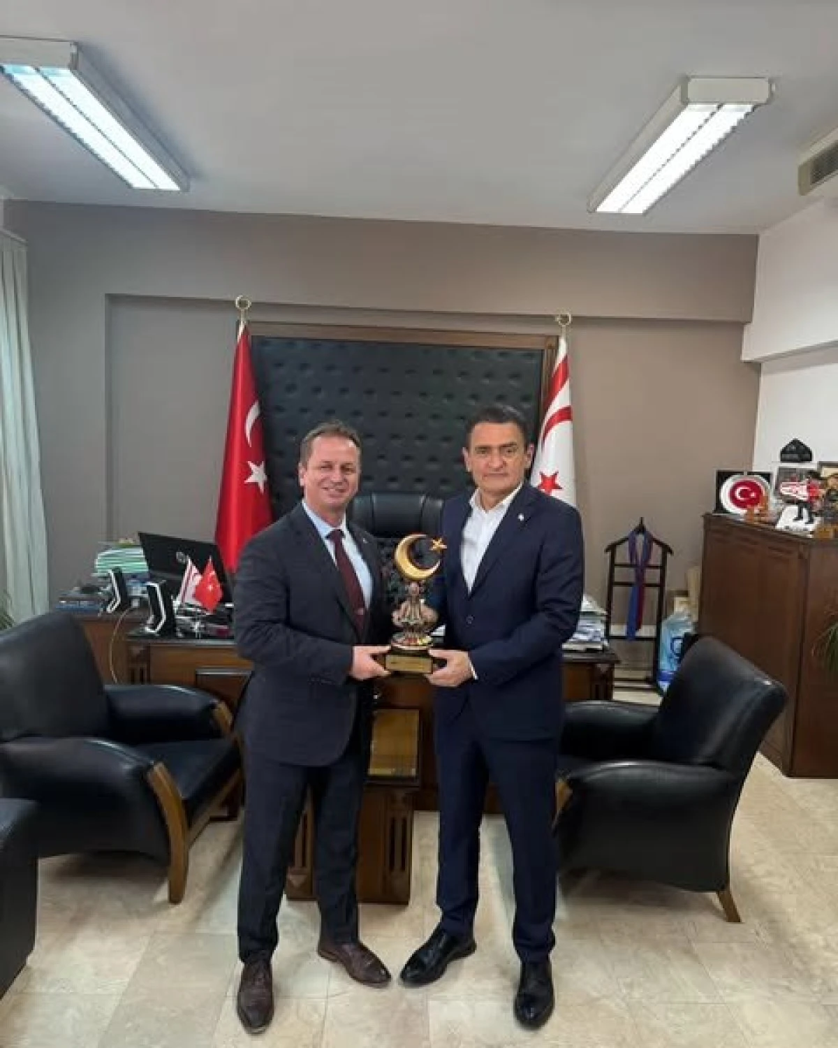 Gülnar Belediyesi Heyetinden KKTC İçişleri Bakanı Dursun Oğuz’a Ziyaret