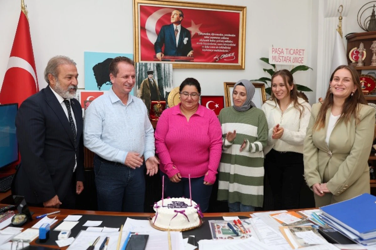 Gülnar Belediyesi'nde Görev Yapan Öğretmenler Unutulmadı