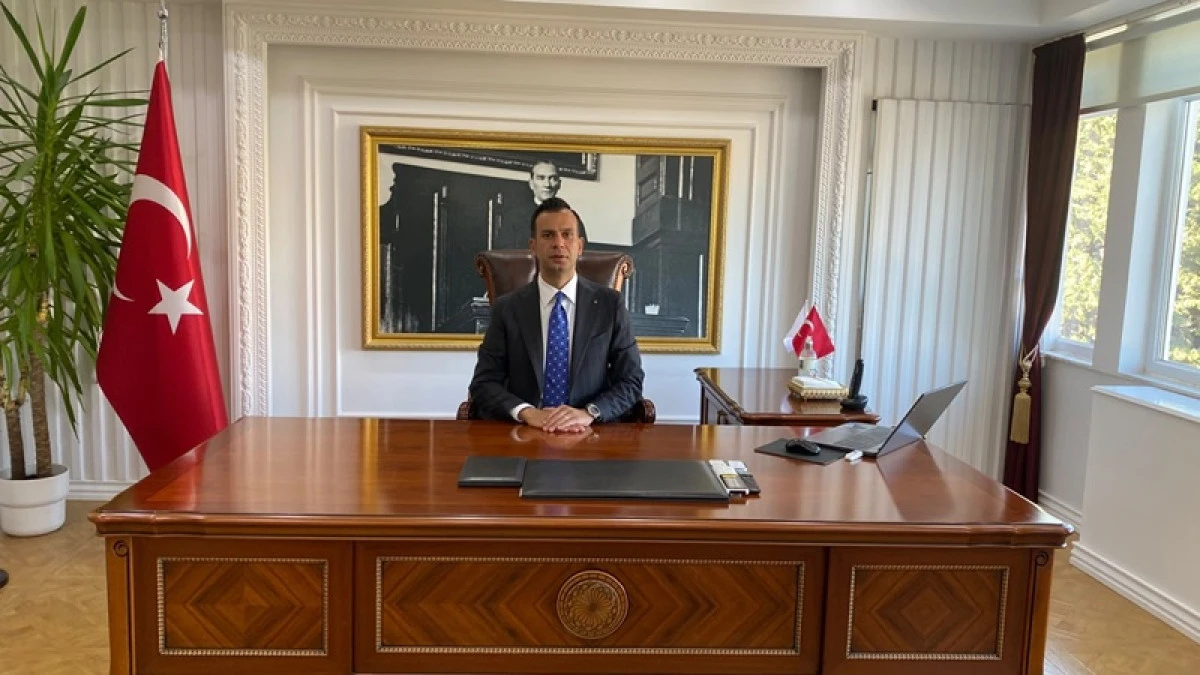 G&uuml;lnar Kaymakamı Emrah Aslan&rsquo;dan Cumhuriyet Bayramı Mesajı