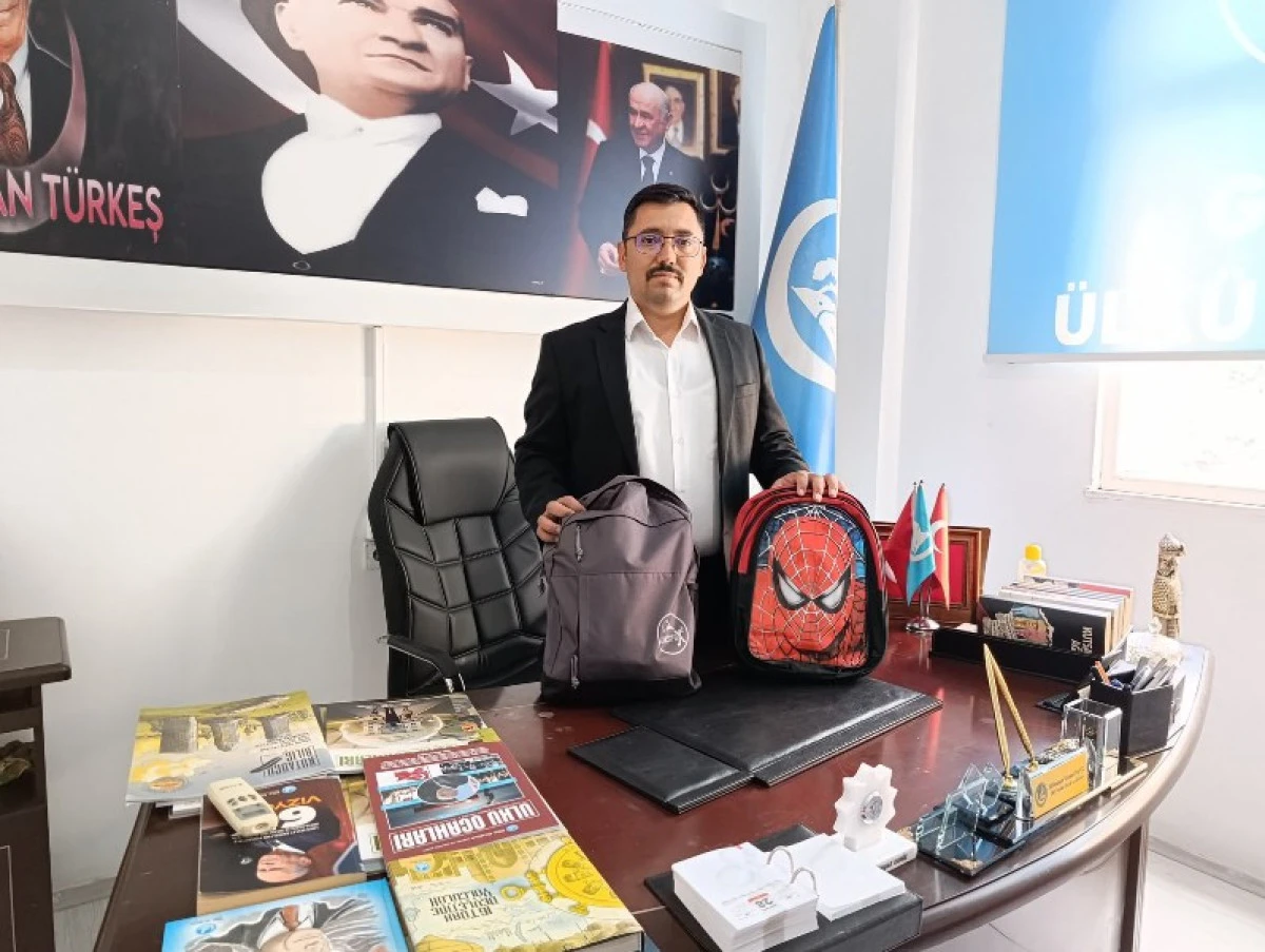 G&uuml;lnar &Uuml;lk&uuml; Ocakları&rsquo;ndan K&ouml;y Okullarındaki &Ouml;ğrencilere Kırtasiye Desteği