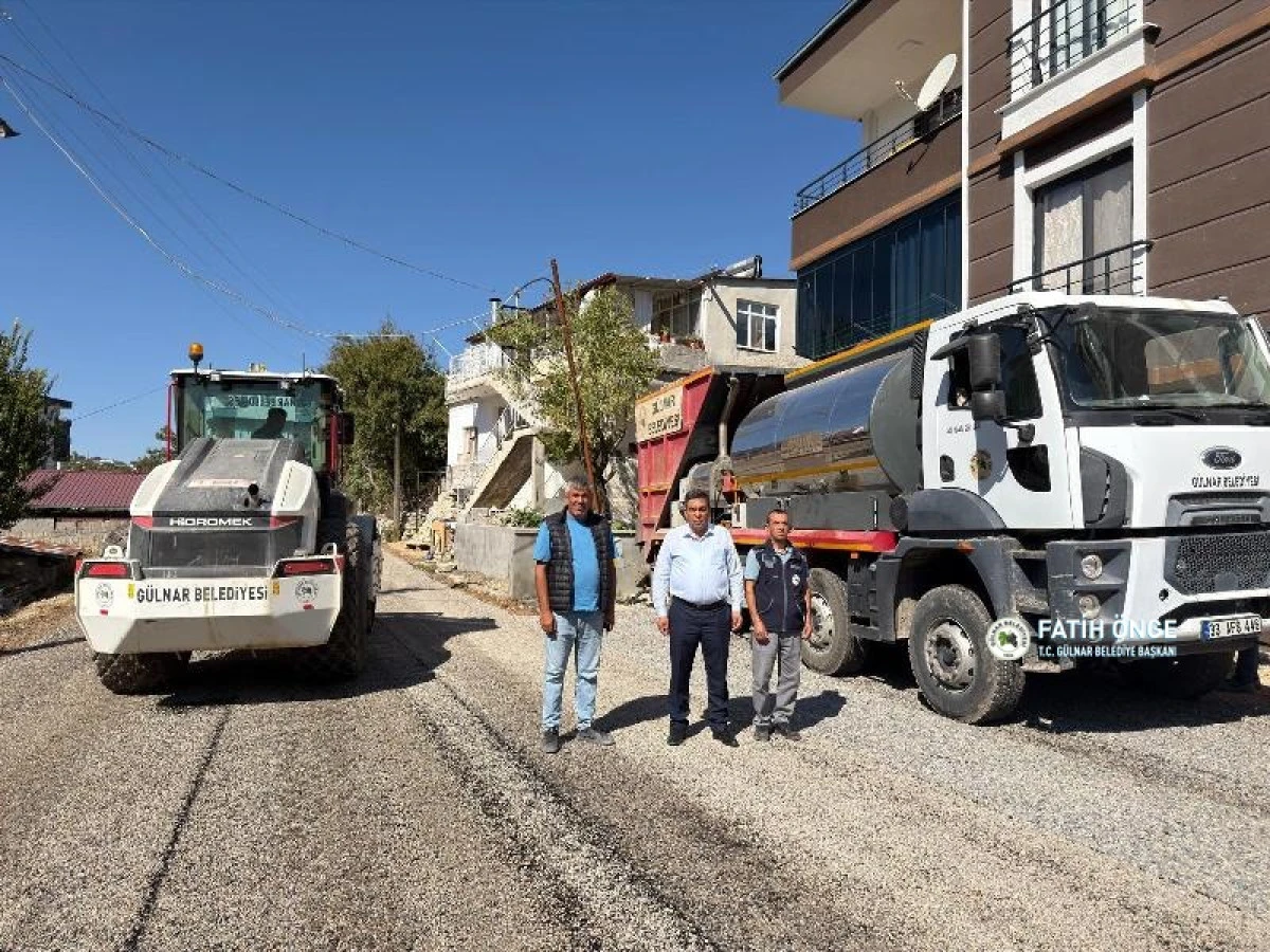 G&uuml;lnar&rsquo;da ekipler sahada: Hacı Pınar Mahallesi&rsquo;nde asfalt &ccedil;alışması başladı