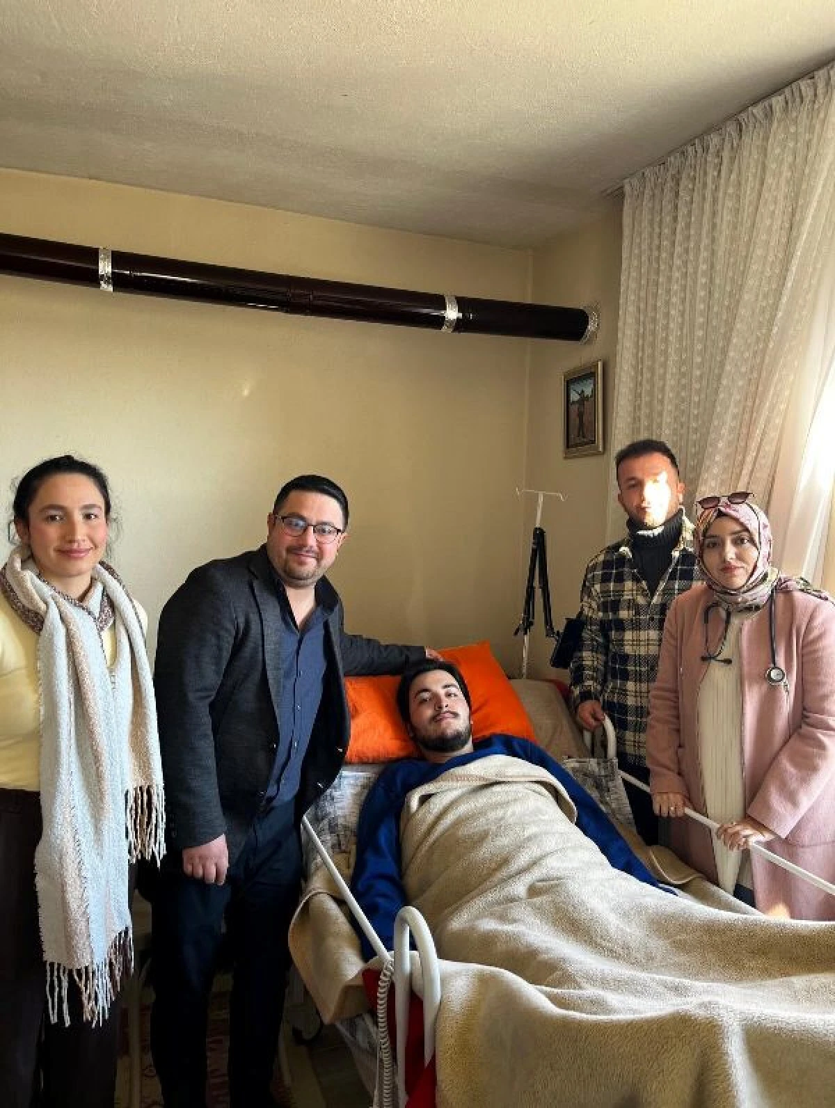 G&uuml;lnar&rsquo;da Evde Sağlık Hizmetleri Y&uuml;zleri G&uuml;ld&uuml;r&uuml;yor