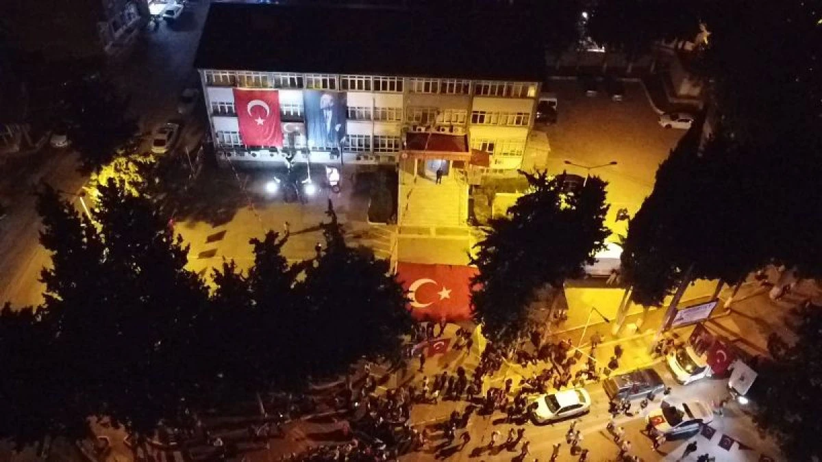 Gülnar’da Fener Alayı Yürüyüşü Coşkusu