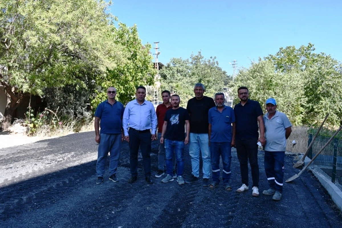 G&uuml;lnar&rsquo;da Sıcak Asfalt D&ouml;k&uuml;m&uuml; Devam Ediyor