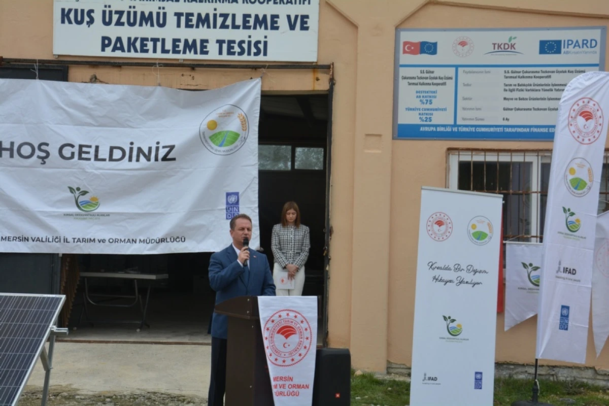 62 Adet G&uuml;neş Paneli Dağıtıldı