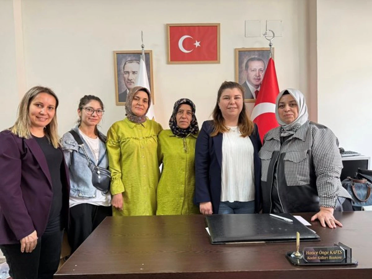 Milliyetçi Hareket Partisi Gülnar Kadın Kolları ve KAÇEP'ten Anlamlı İstişare Toplantısı