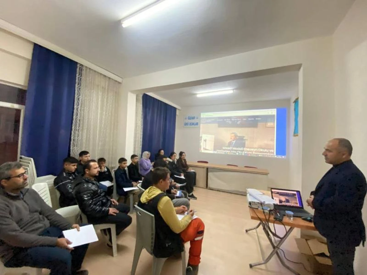 Ülkü Ocakları ve MEB İşbirliğiyle Gülnar'da 