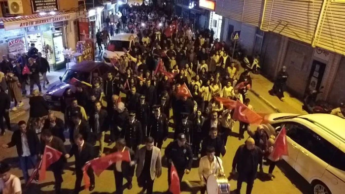 Gülnar’da Fener Alayı Yürüyüşü Coşkusu