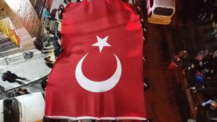 Gülnar’da Fener Alayı Yürüyüşü Coşkusu