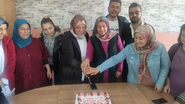 Zaimoğlu İşçilerin Bayramını Kutladı